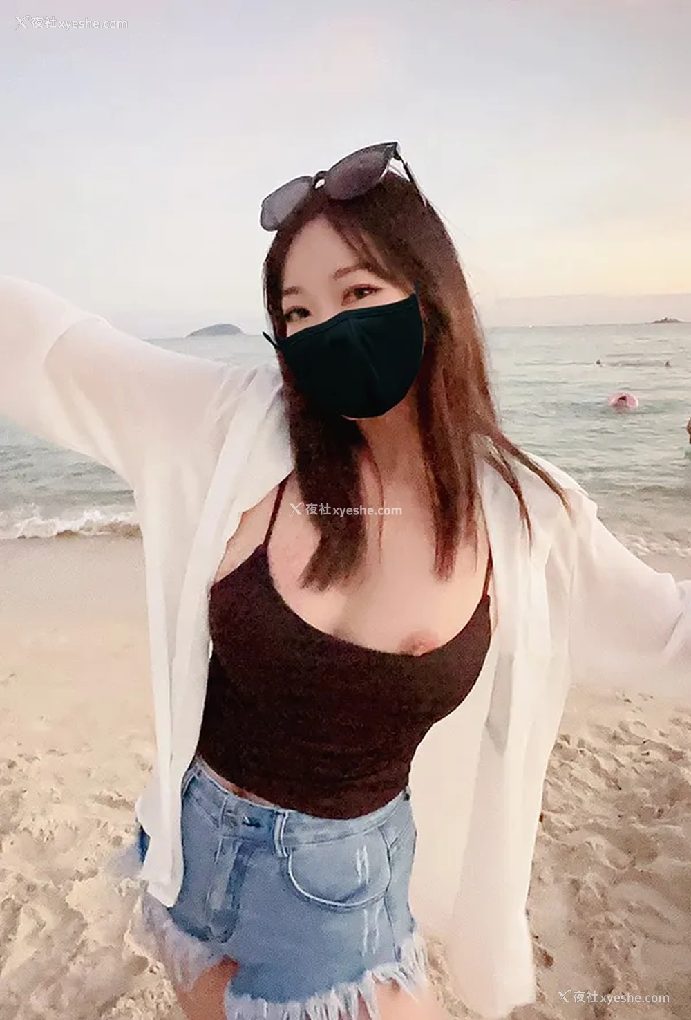 1P - 广西露出达人@旅行夫妻 说走就走尺度合集3