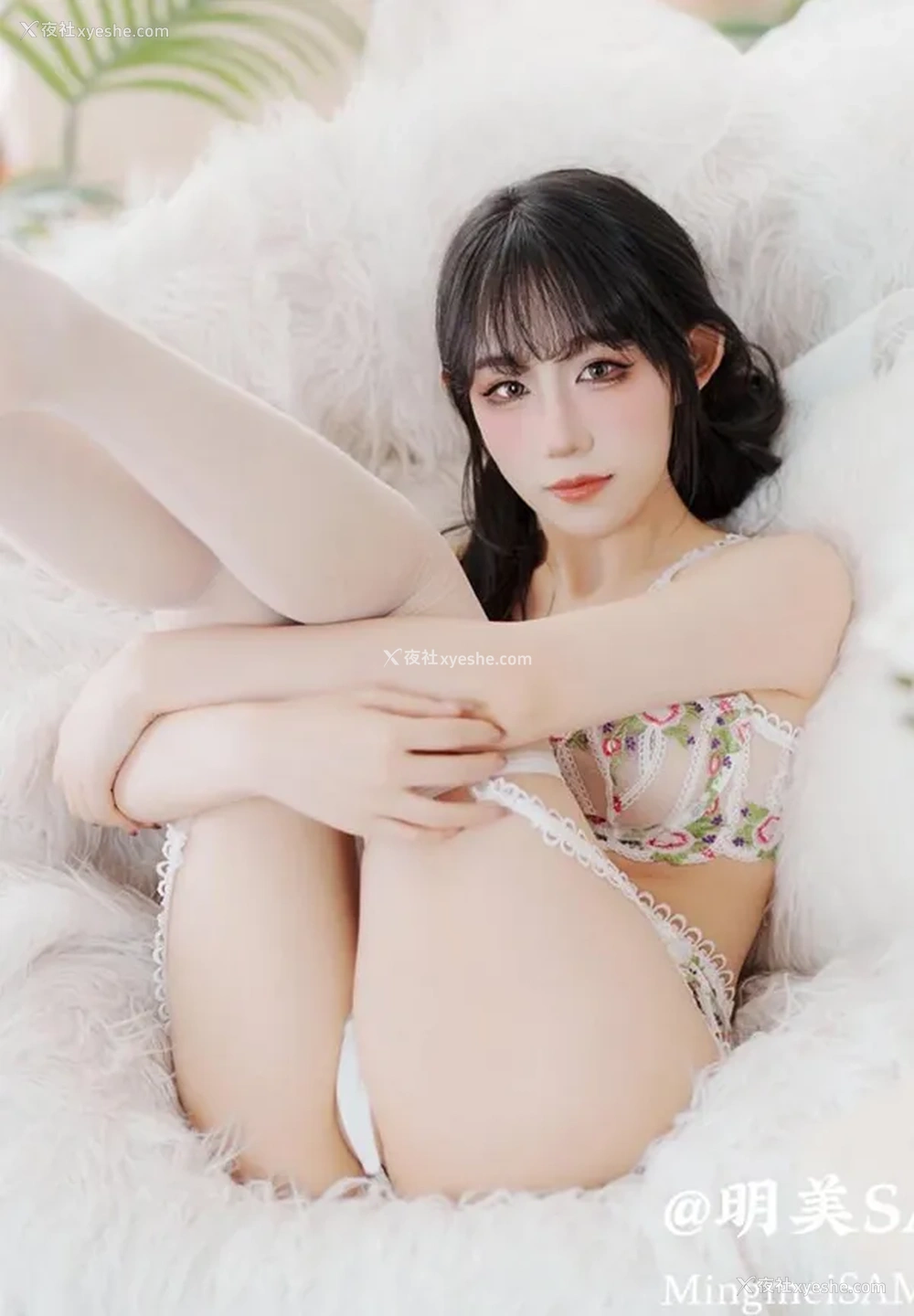 1P - 推特美女明美 小雯宝宝私拍尺度无圣光合集