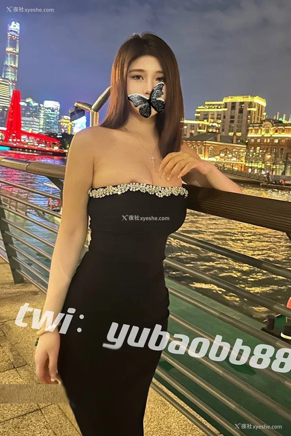1P - 露出系白虎福利姬@瑜宝 尺度私拍视图合集8