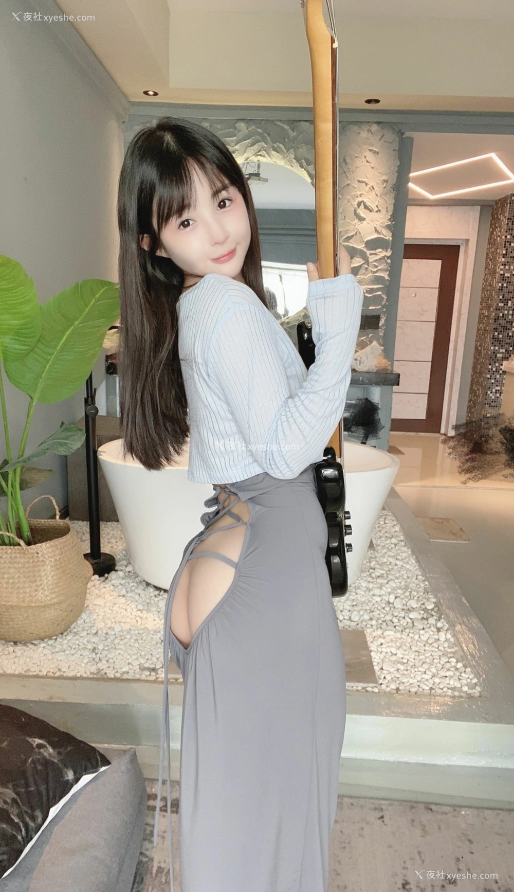 1P - 桜井宁宁 – 吉他妹妹
