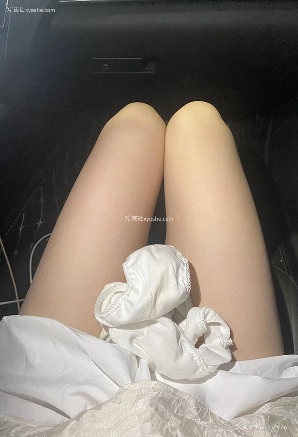 1P - 推特美女@Enthus1asmm私拍尺度人体图集