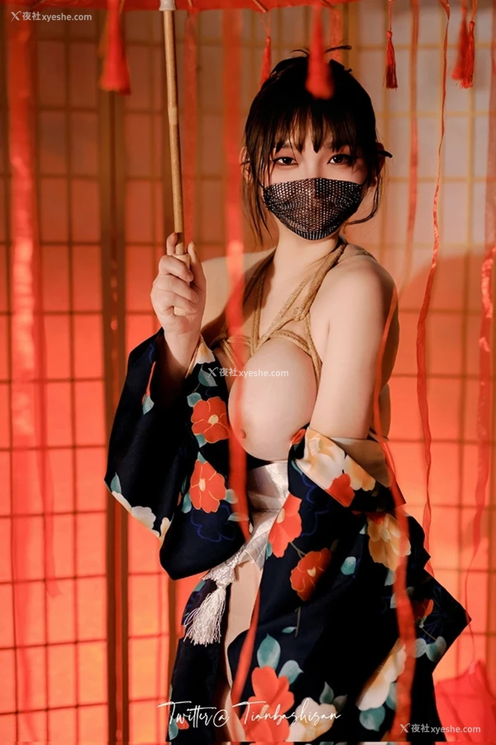 1P - J杯罩豪乳美女甜甜的唯美 日常私拍福利图集2