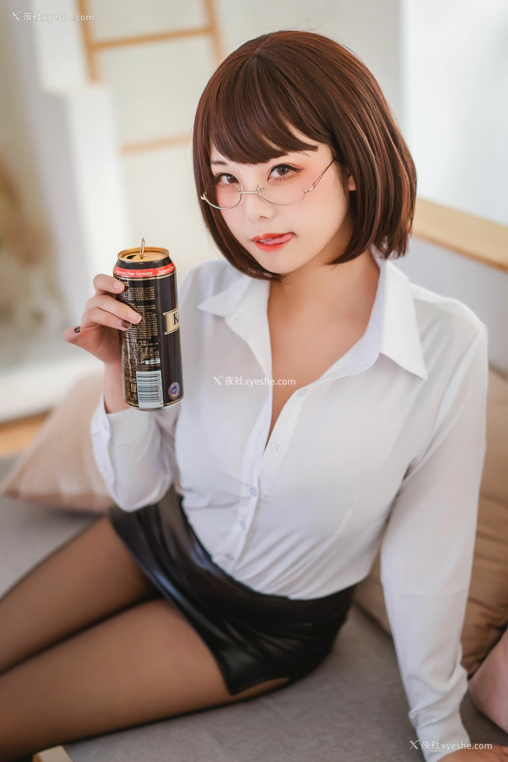 1P - 蜜汁猫裘 – 醉OL