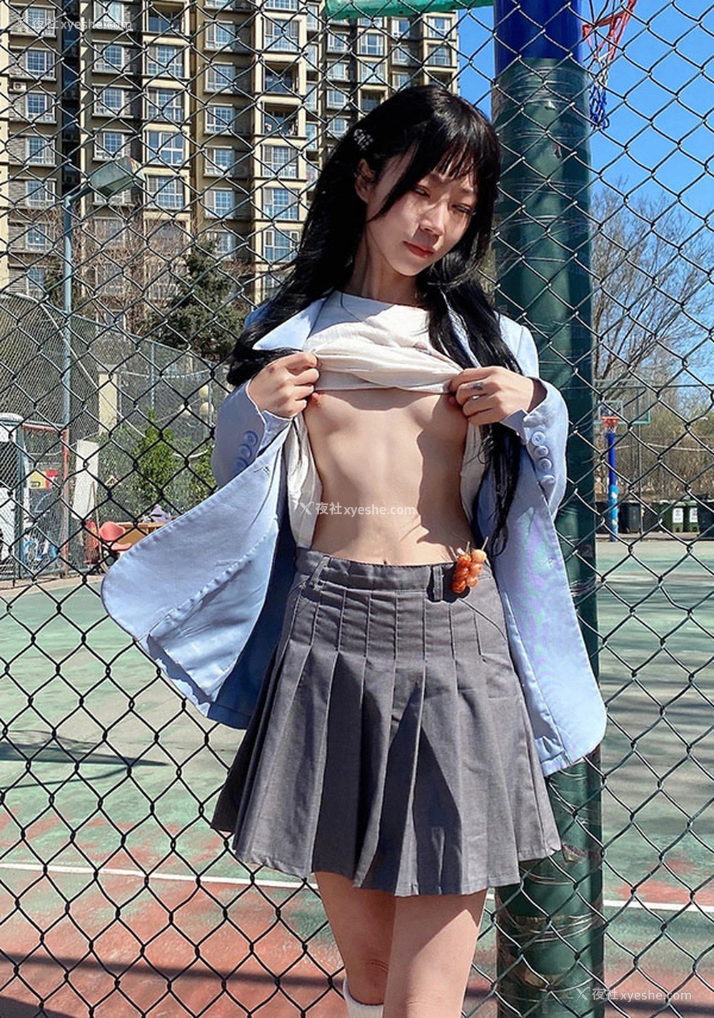 1P - 露出系人妻@彤彤乖 私拍尺度作品合集
