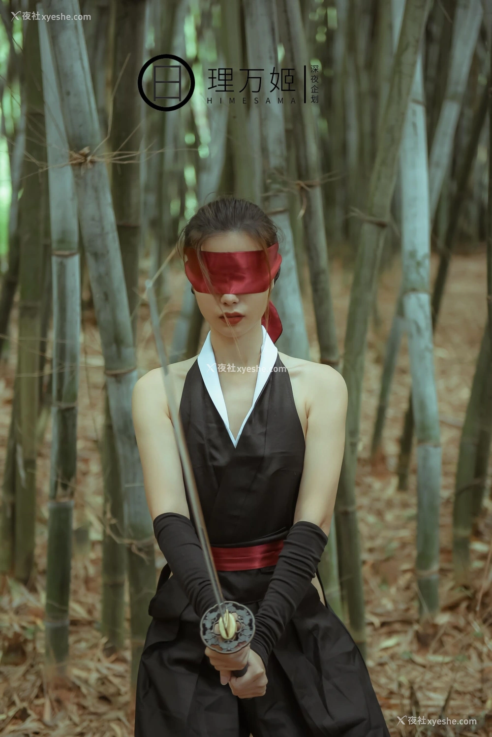 1P - 无惨！女武士竹林露出×放尿解禁