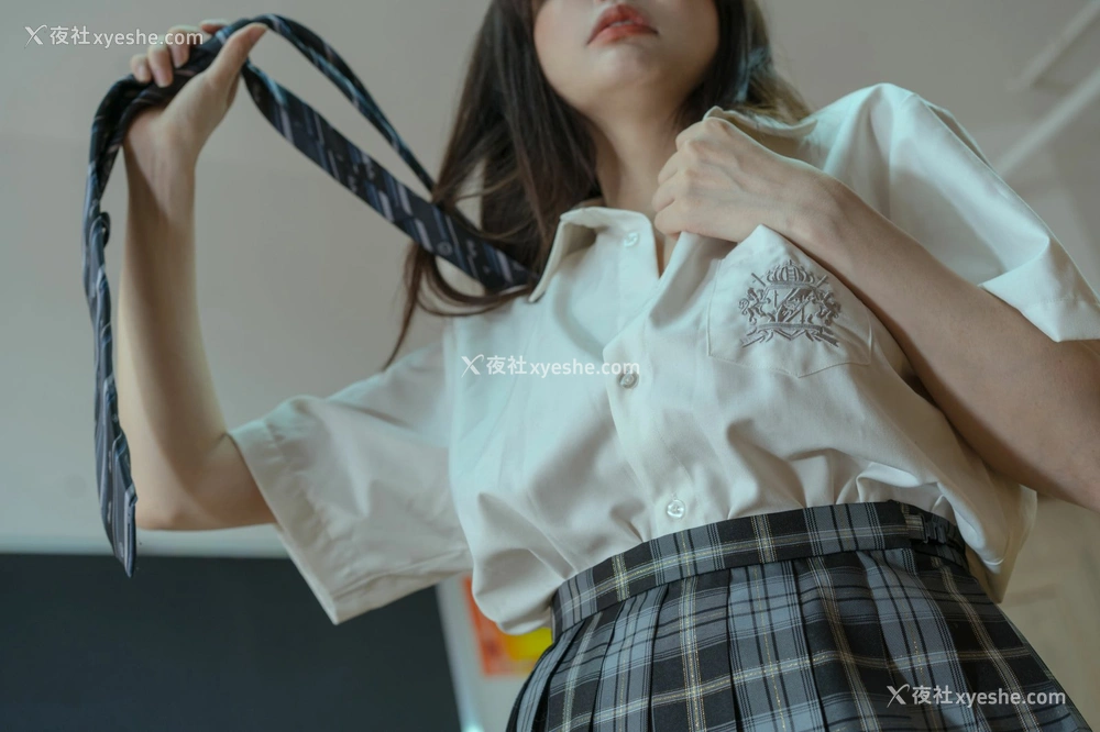 1P - 秋和柯基(夏小秋秋秋) – 霸凌日记