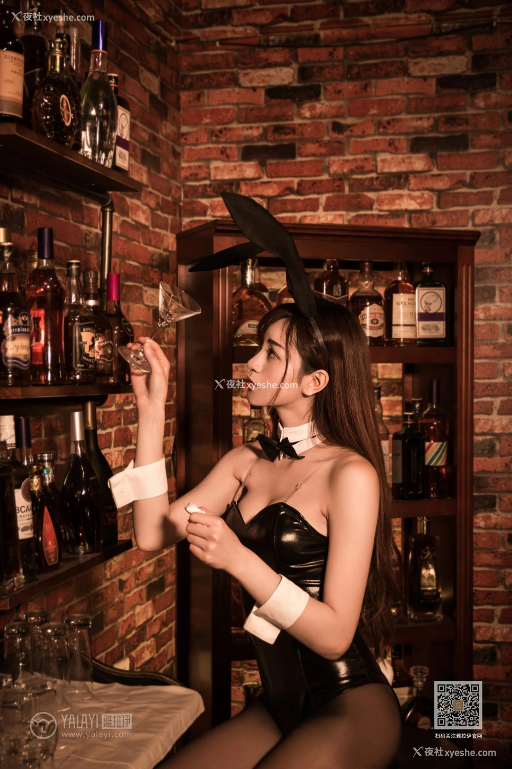 1P - [YALAYI雅拉伊] Y533 陈若冰 酒吧兔女郎