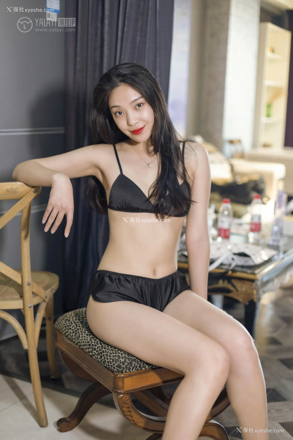 1P - [YALAYI雅拉伊] Y282 楚薇《双眸点绛唇》