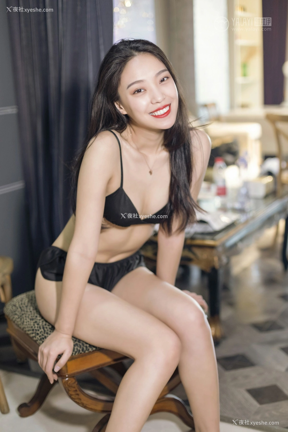 1P - [YALAYI雅拉伊] Y282 楚薇《双眸点绛唇》