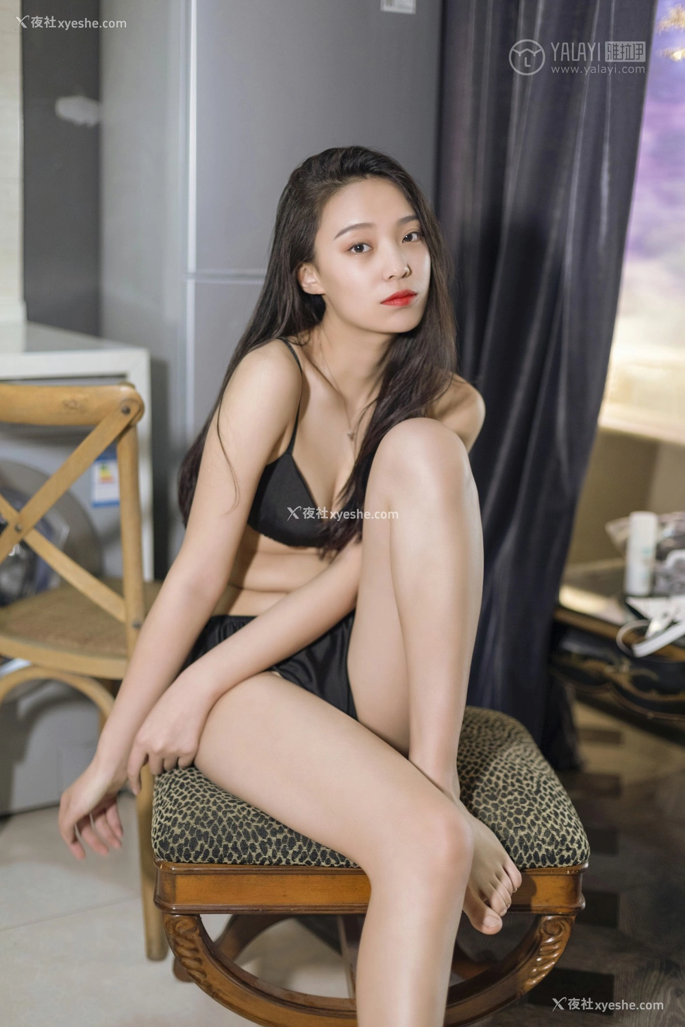 1P - [YALAYI雅拉伊] Y282 楚薇《双眸点绛唇》