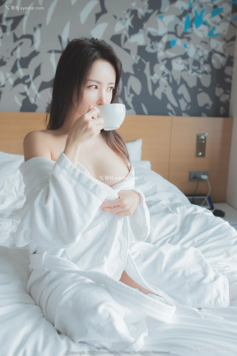 1P - [PURE MEDIA] Vol.161 – Chari