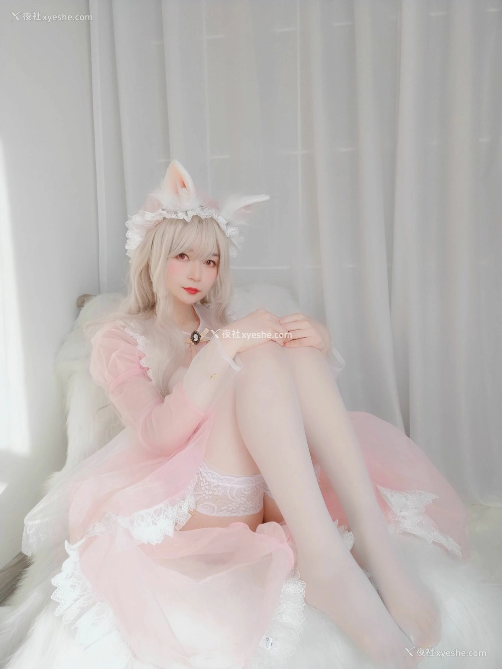 1P - Coser小姐姐白银 – 女仆小兔子