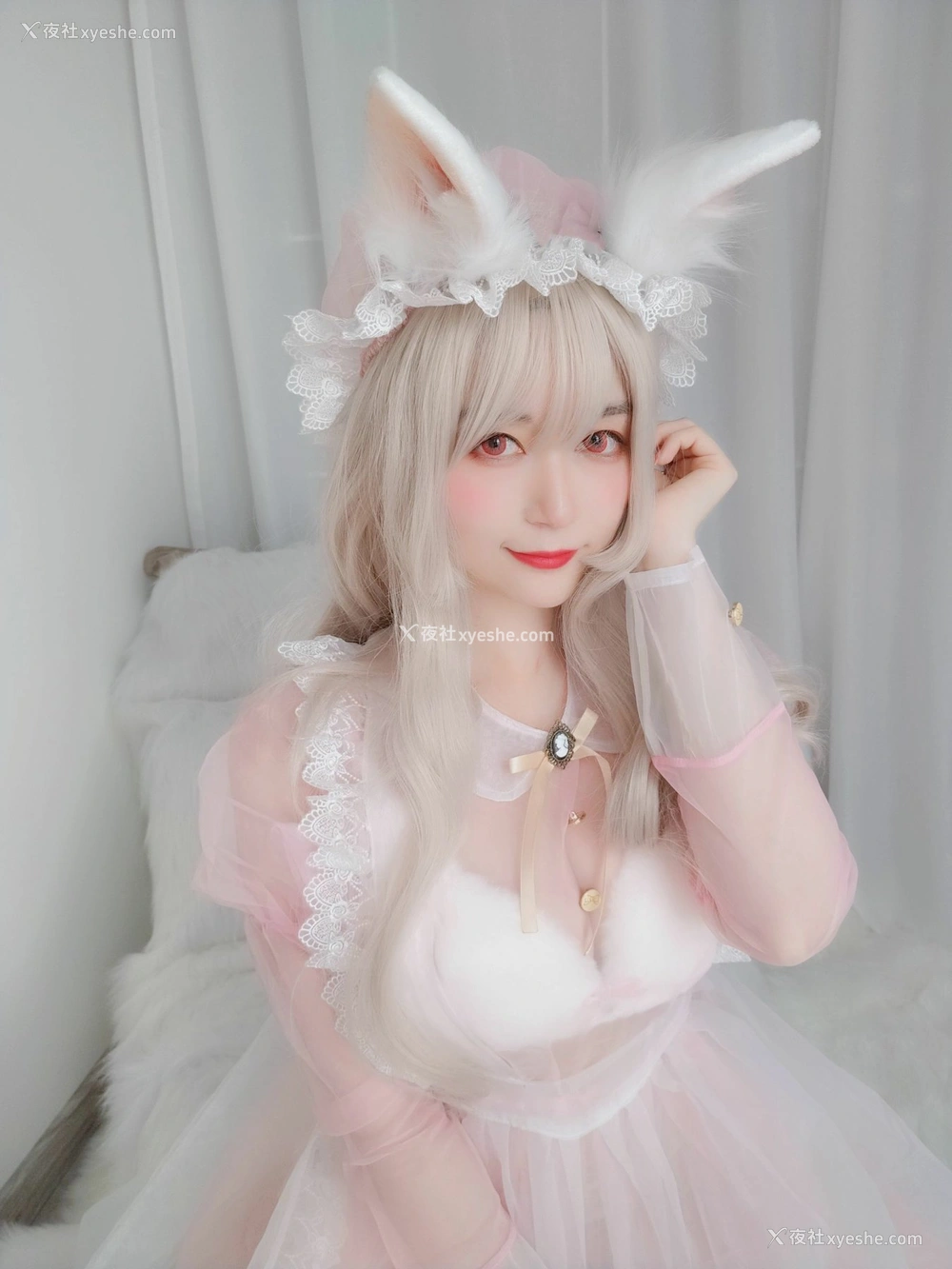 1P - Coser小姐姐白银 – 女仆小兔子