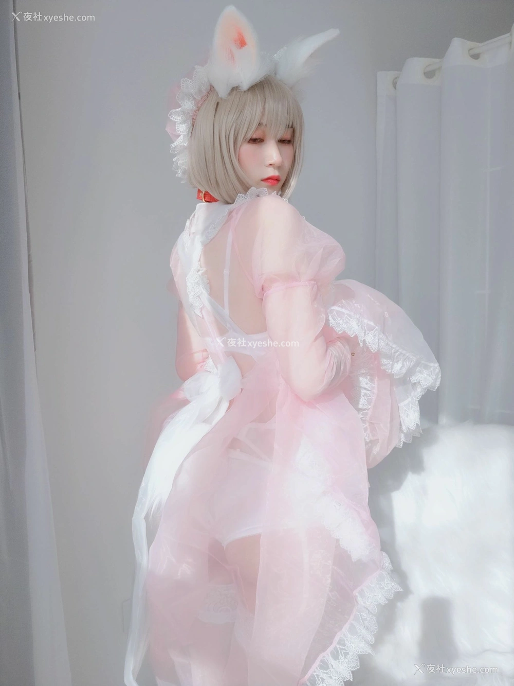1P - Coser小姐姐白银 – 女仆小兔子