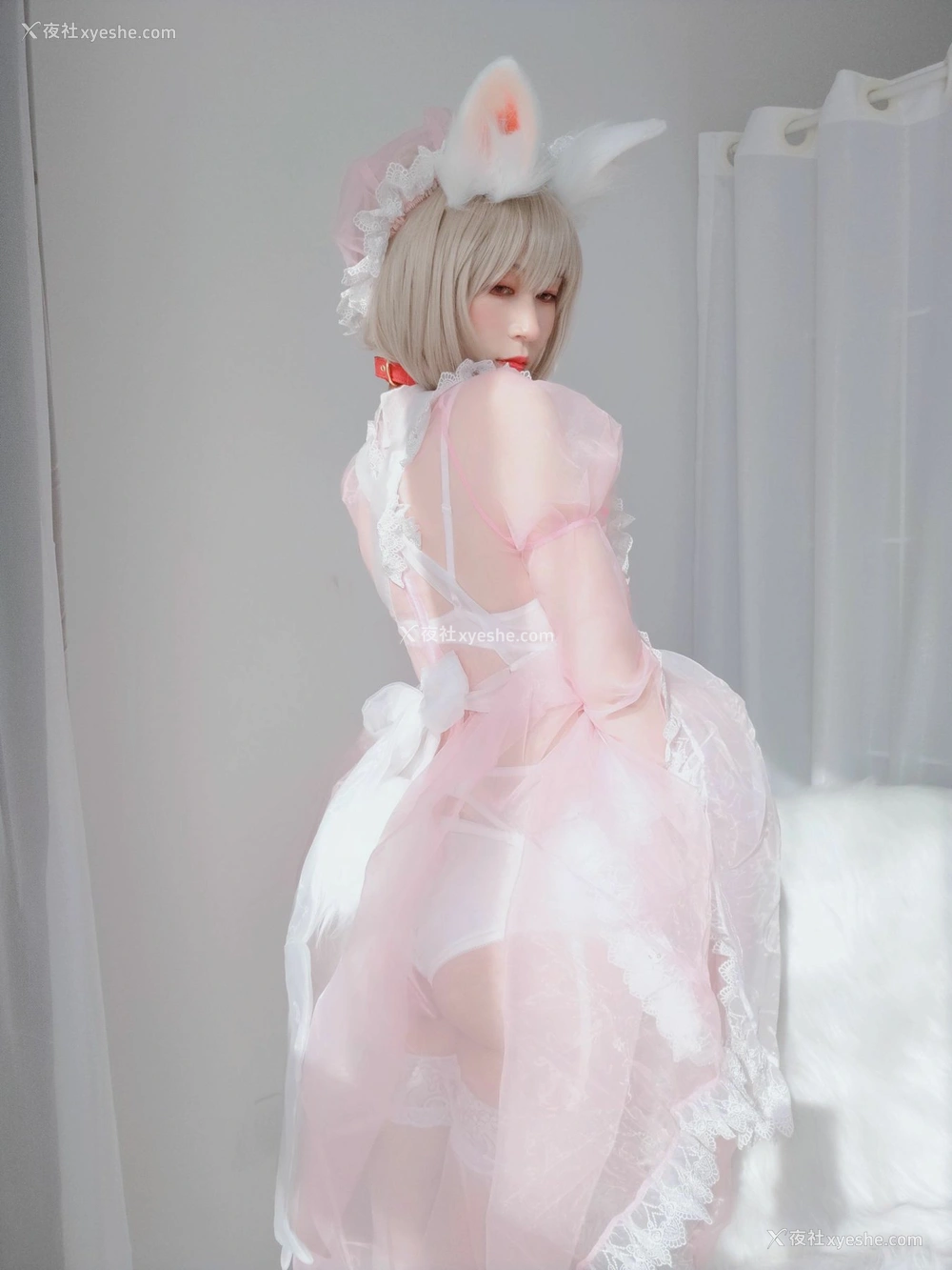 1P - Coser小姐姐白银 – 女仆小兔子