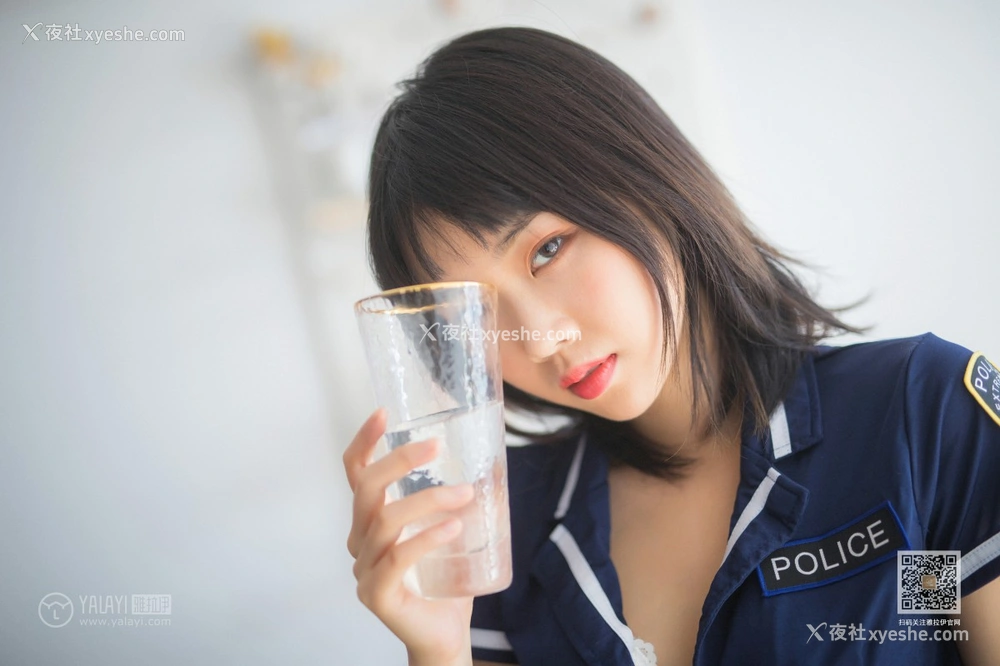1P - [YALAYI雅拉伊] Y544 粉粉 雷霆警花