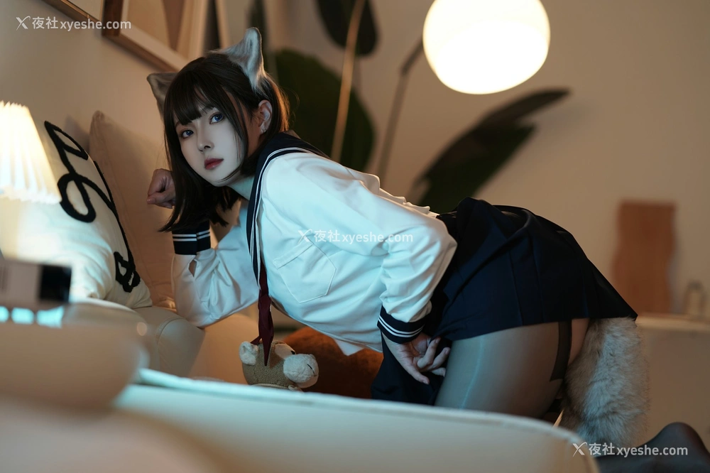1P - Natsuko夏夏子 – 大尾巴猫