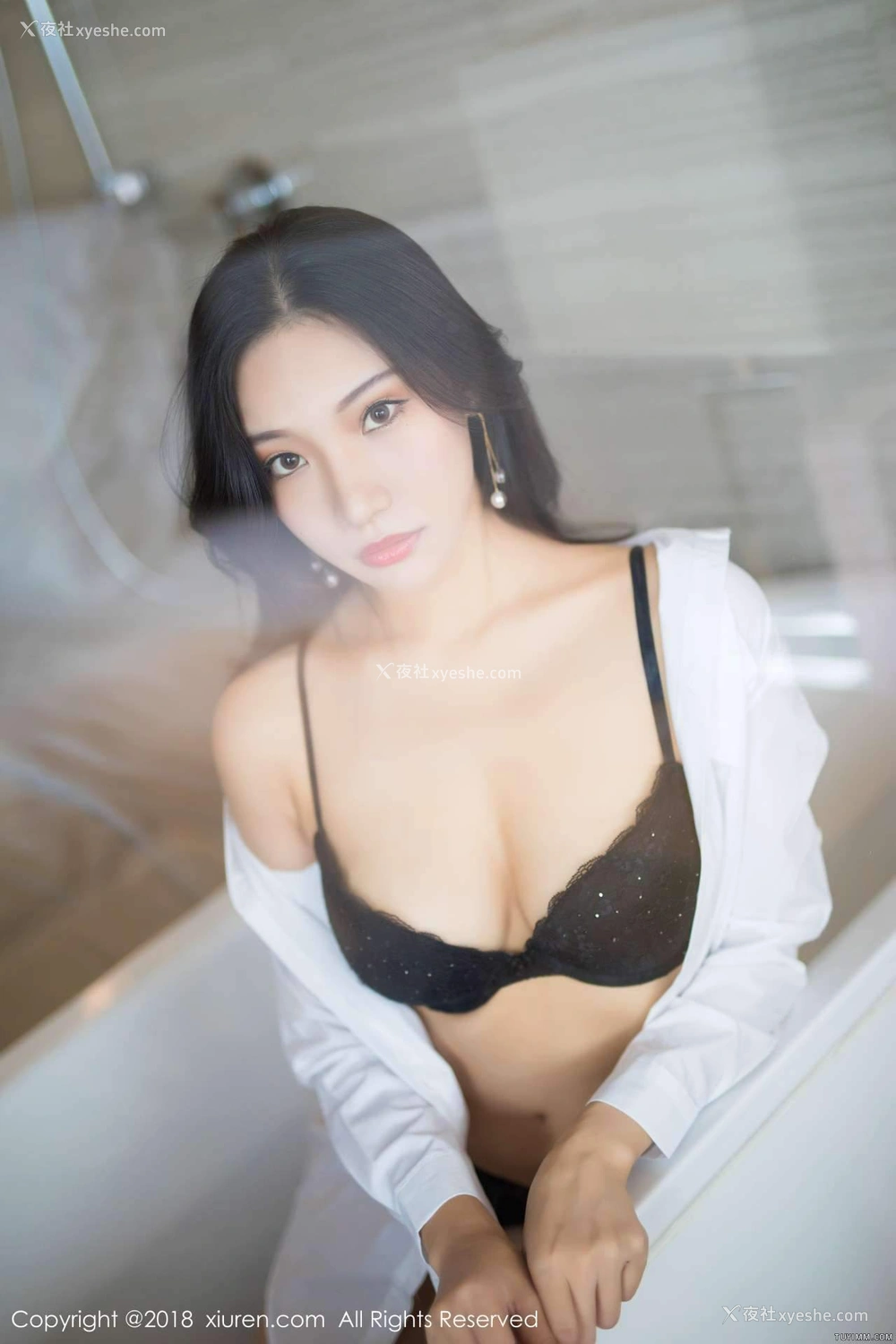 1P - [秀人网]美媛馆No.893 小狐狸Sica