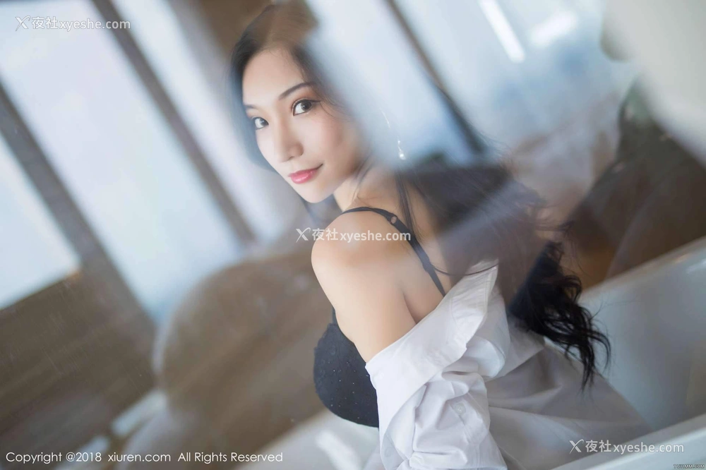 1P - [秀人网]美媛馆No.893 小狐狸Sica