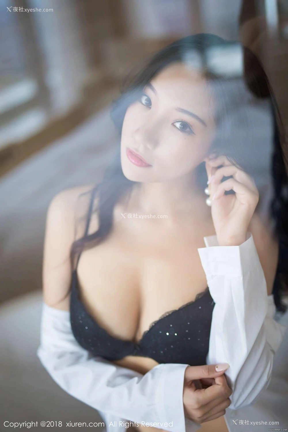 1P - [秀人网]美媛馆No.893 小狐狸Sica