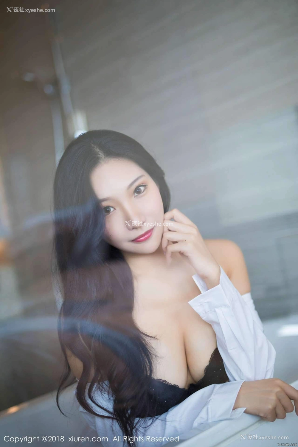 1P - [秀人网]美媛馆No.893 小狐狸Sica