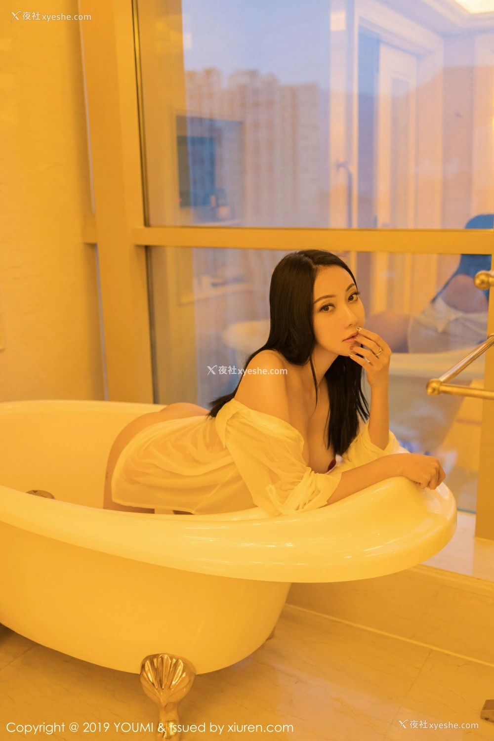 1P - [YOUMI尤蜜荟] VOL.388 果儿Victoria