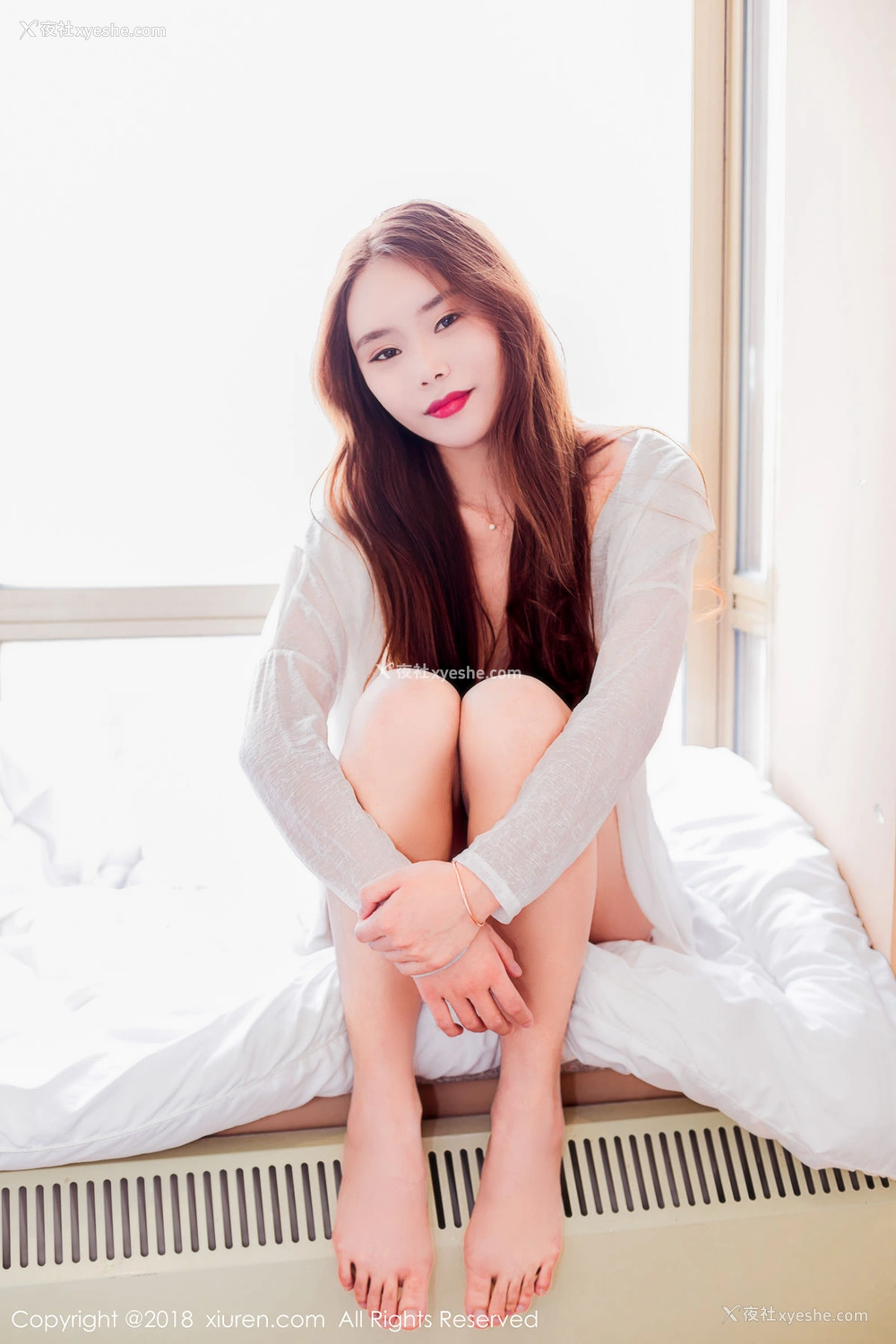 1P - [XIUREN秀人网] No.972 小曼miki