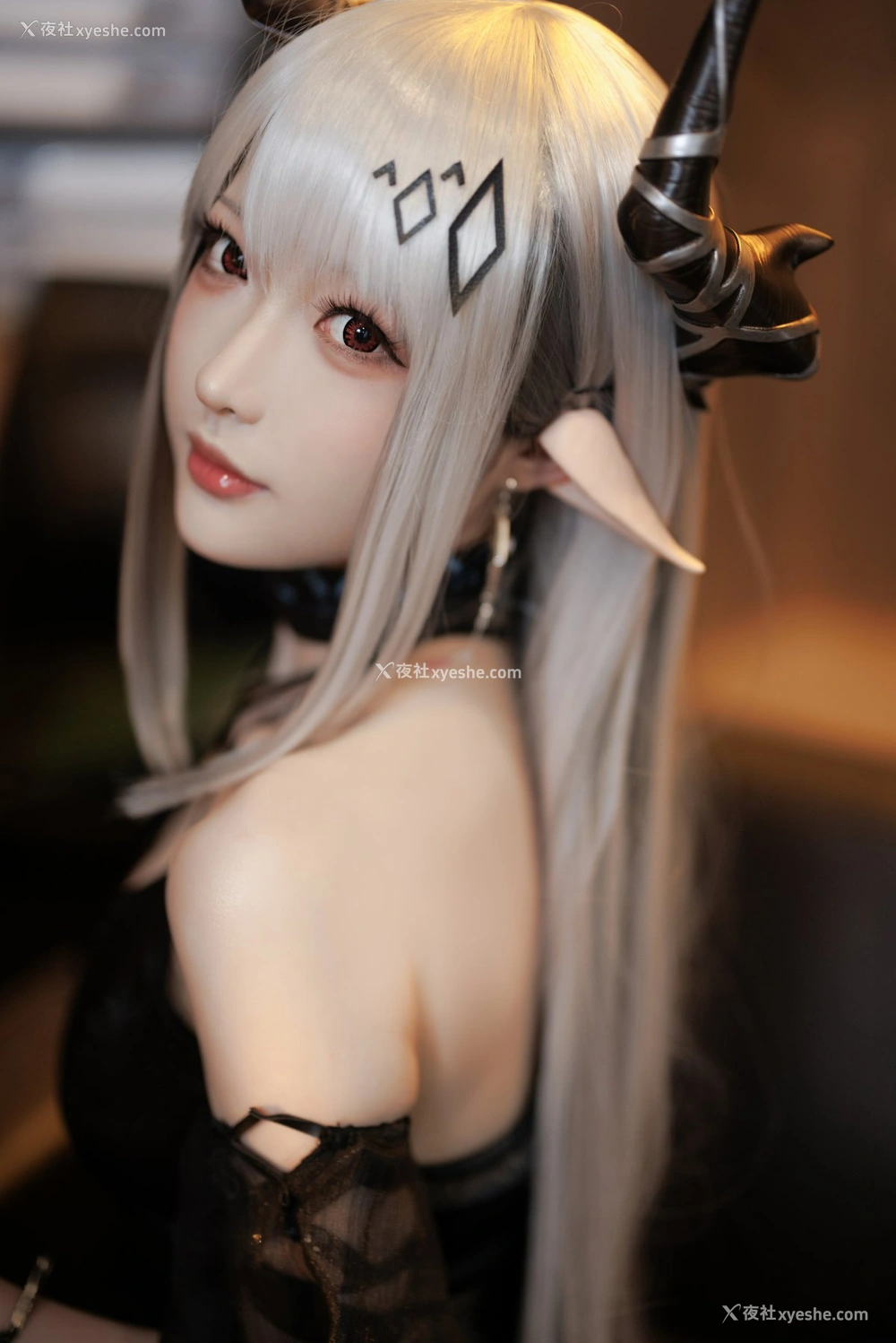 1P - 南宫 – 泥岩COS礼服