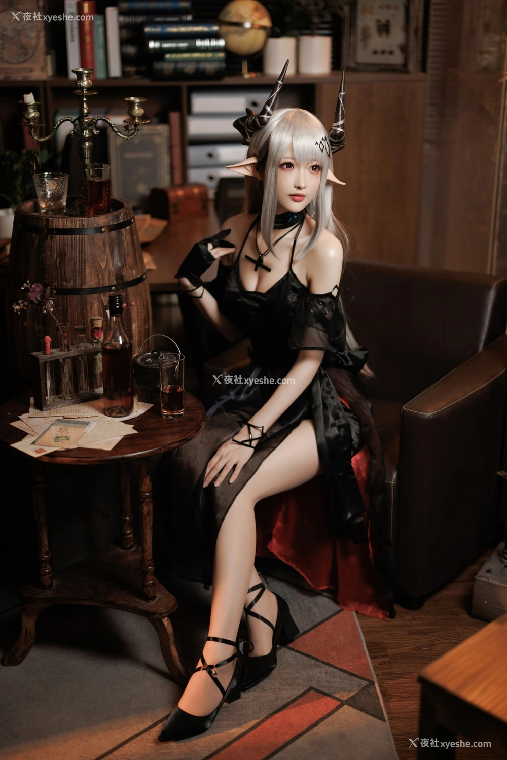 1P - 南宫 – 泥岩COS礼服