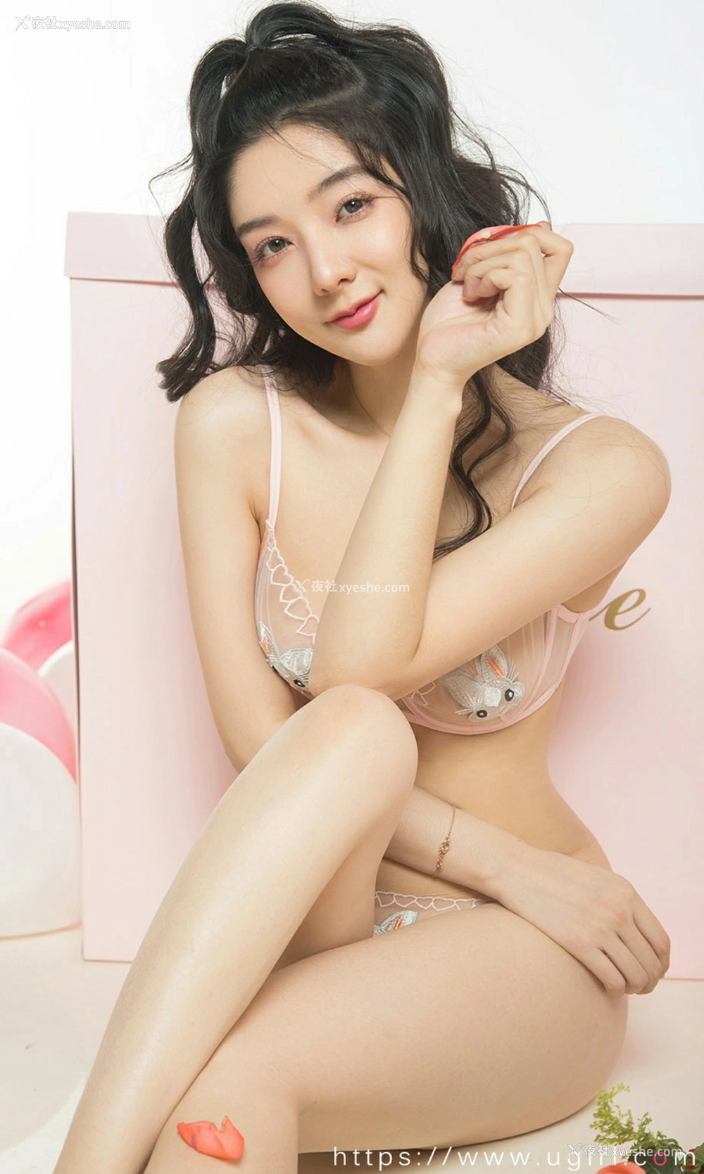 1P - [Ugirls尤果网]爱尤物 No.1731 小琪&栗子 情节特殊