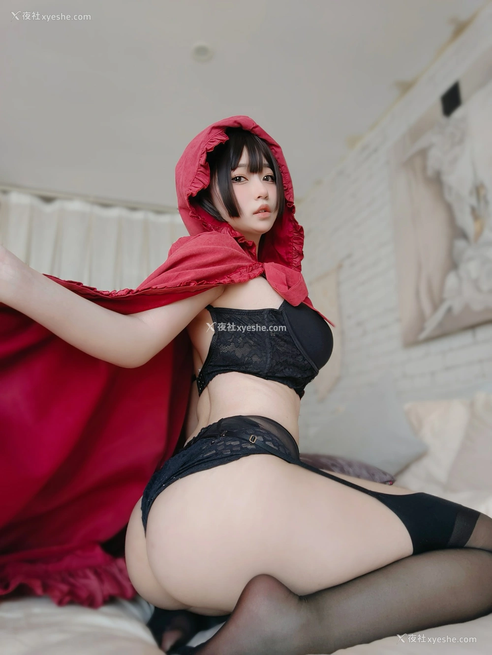 1P - 女主K – 小红帽和红苹果