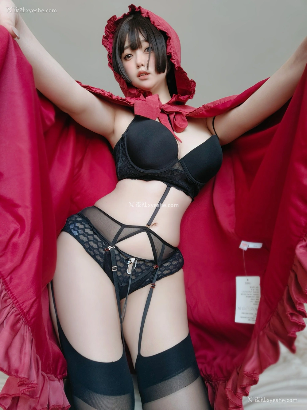 1P - 女主K – 小红帽和红苹果