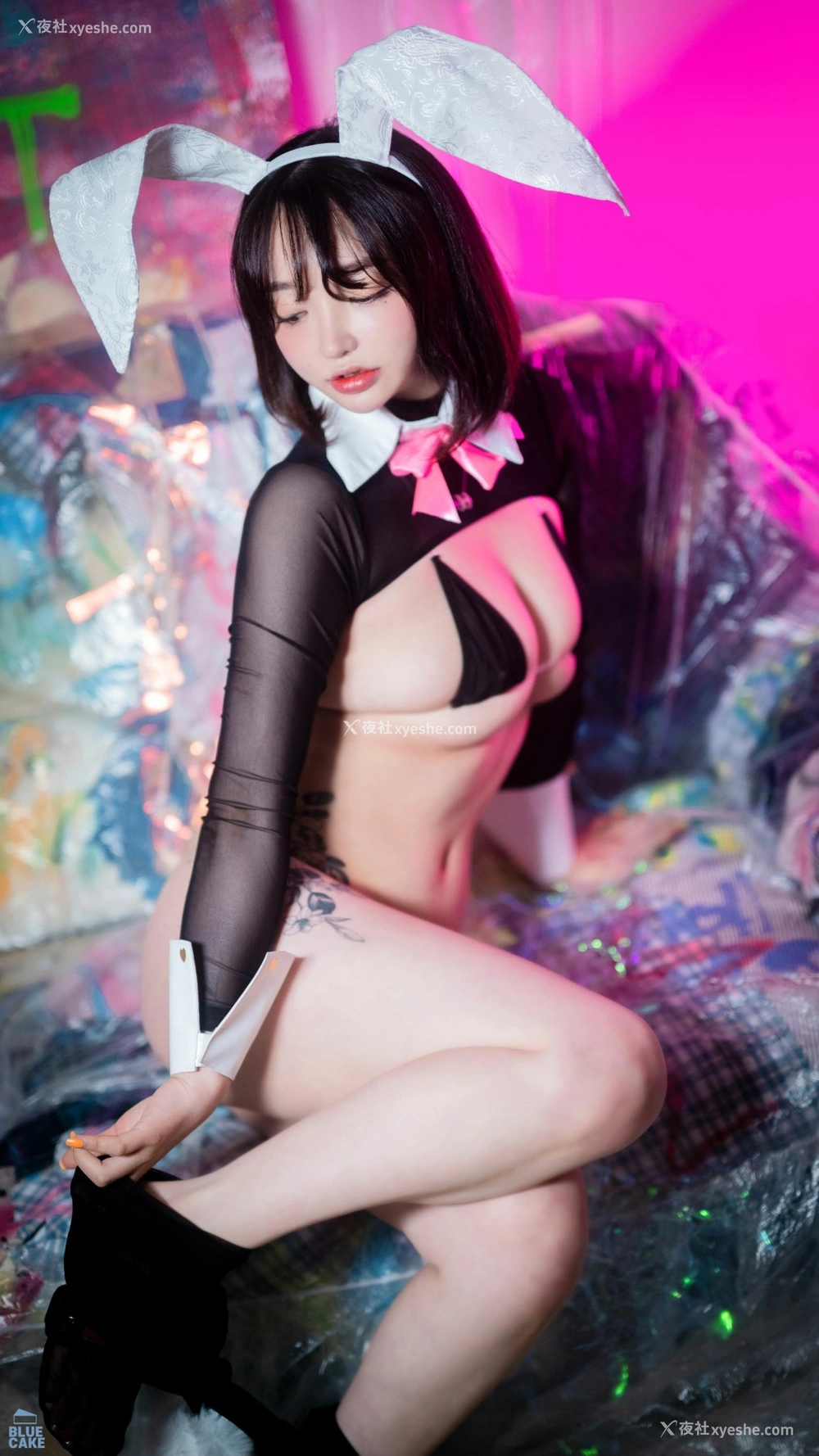 1P - [BLUECAKE] Yeeun – Reverse Bunny Girl