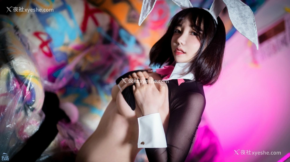 1P - [BLUECAKE] Yeeun – Reverse Bunny Girl