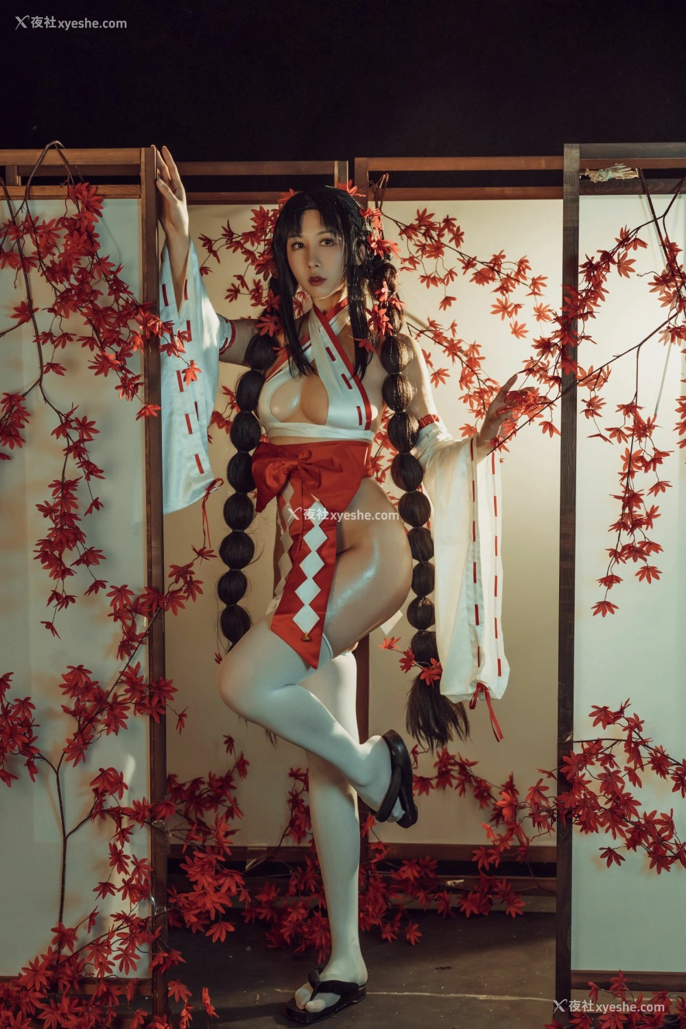 1P - 云溪溪 – 奶桃巫女