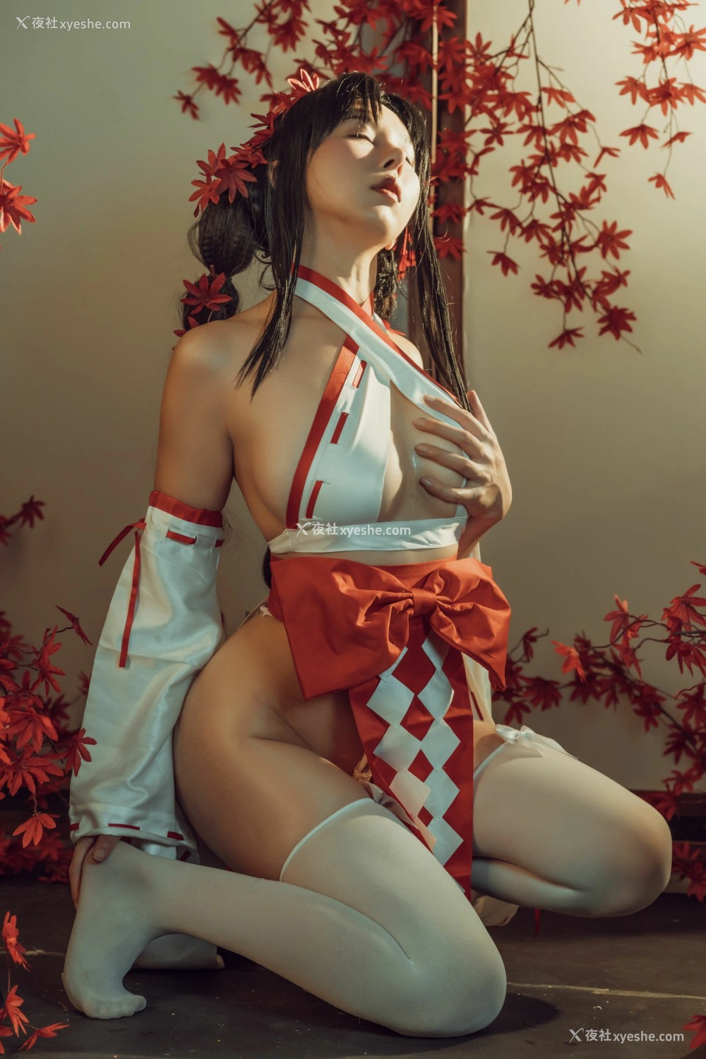 1P - 云溪溪 – 奶桃巫女