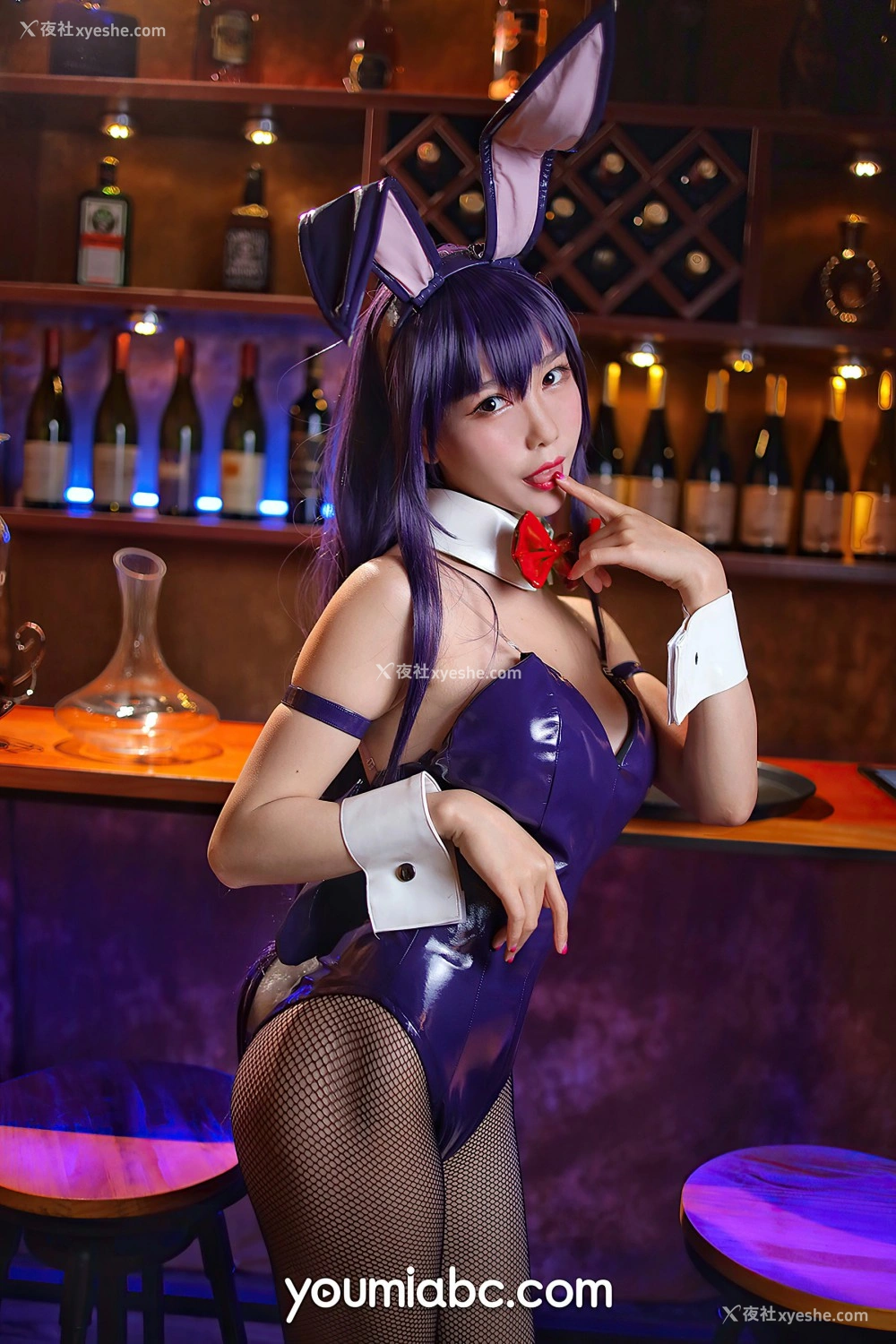 1P - [尤蜜YouMi] 抖娘利世 学姐是兔女郎