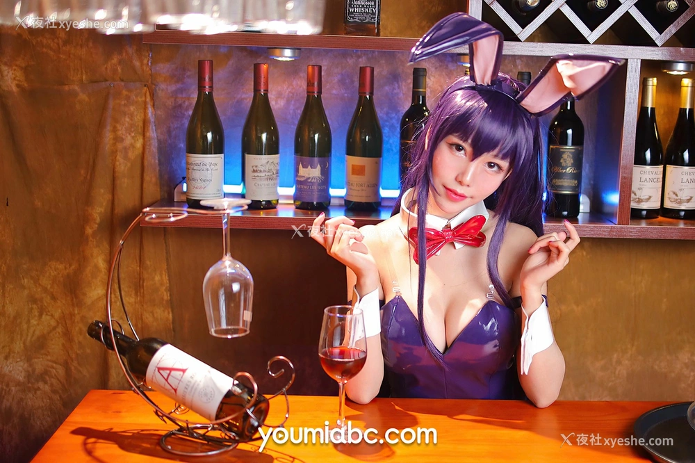 1P - [尤蜜YouMi] 抖娘利世 学姐是兔女郎