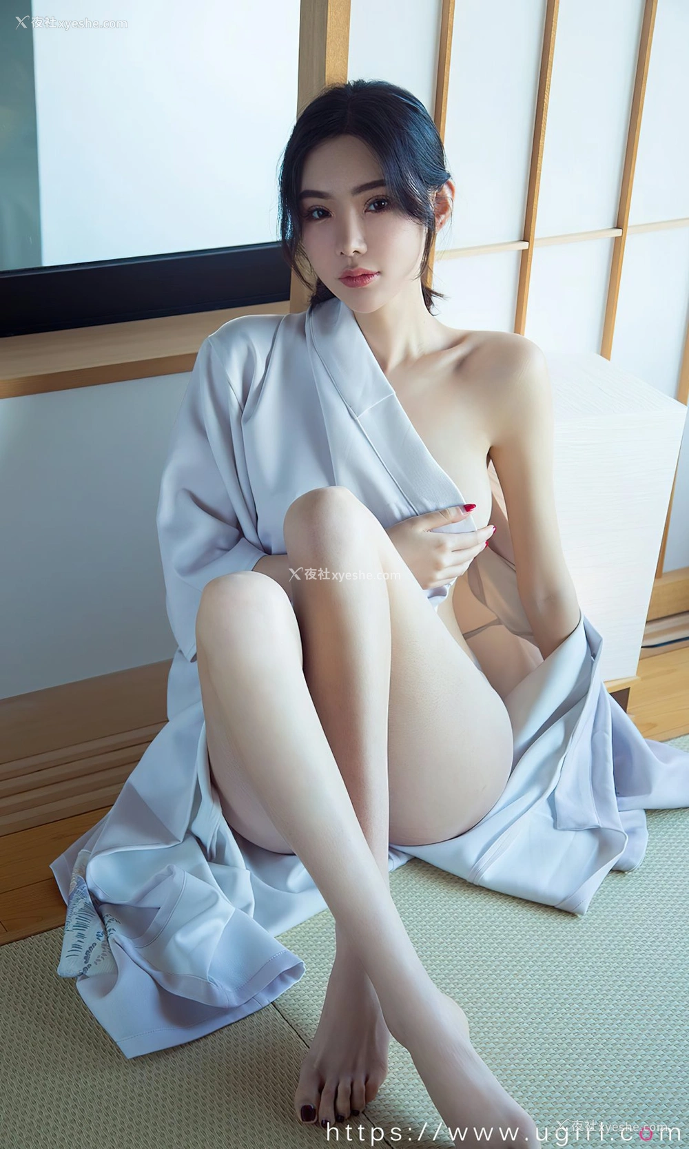1P - [Ugirls尤果网]爱尤物专辑 No.2486 萌琪琪 性感瞬间