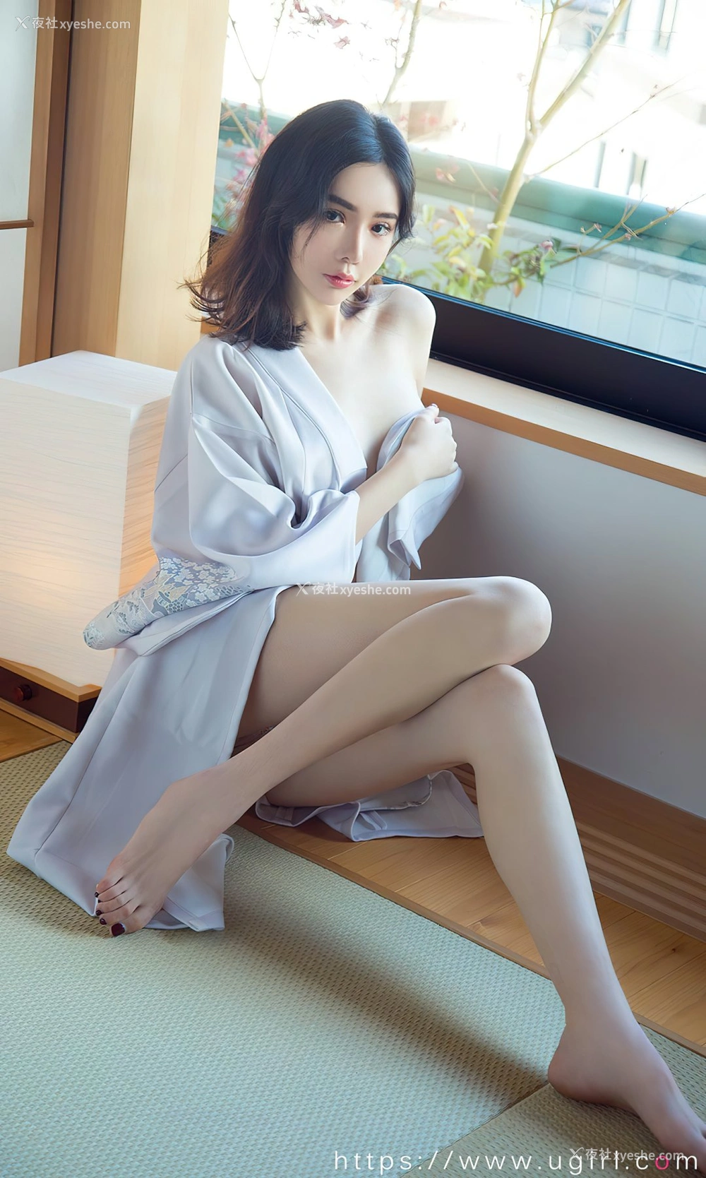 1P - [Ugirls尤果网]爱尤物专辑 No.2486 萌琪琪 性感瞬间