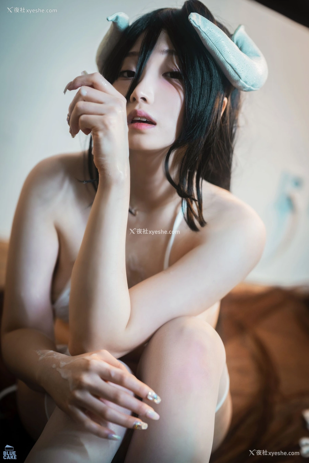 1P - [BLUECAKE] Bambi – Insanity Of Obsession
