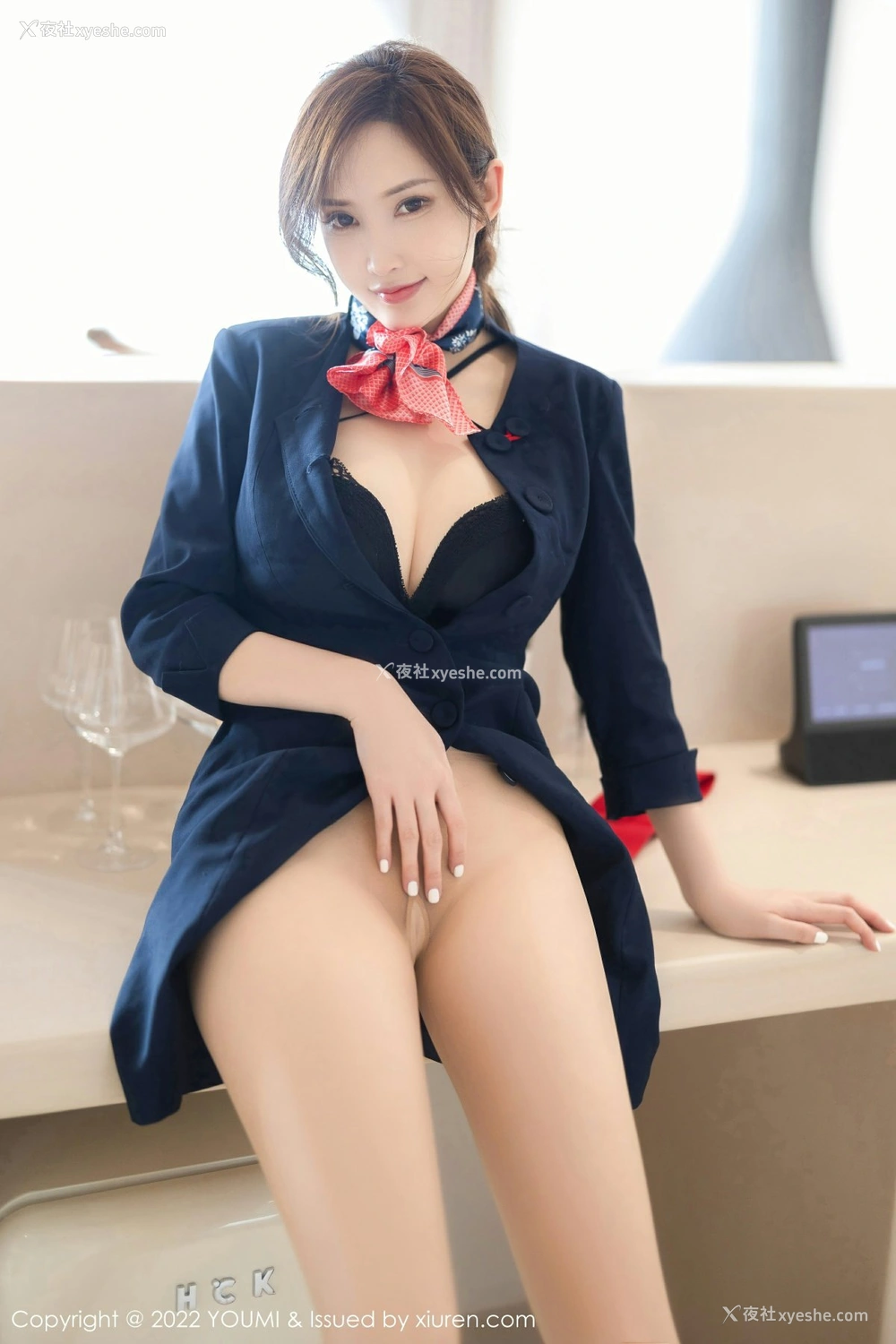 1P - [YOUMI尤蜜荟] VOL.858 奶瓶土肥圆矮挫丑黑穷
