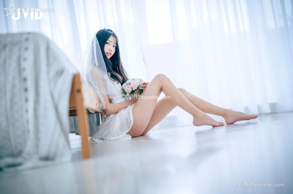 1P - 妍妍《纯白の花嫁》