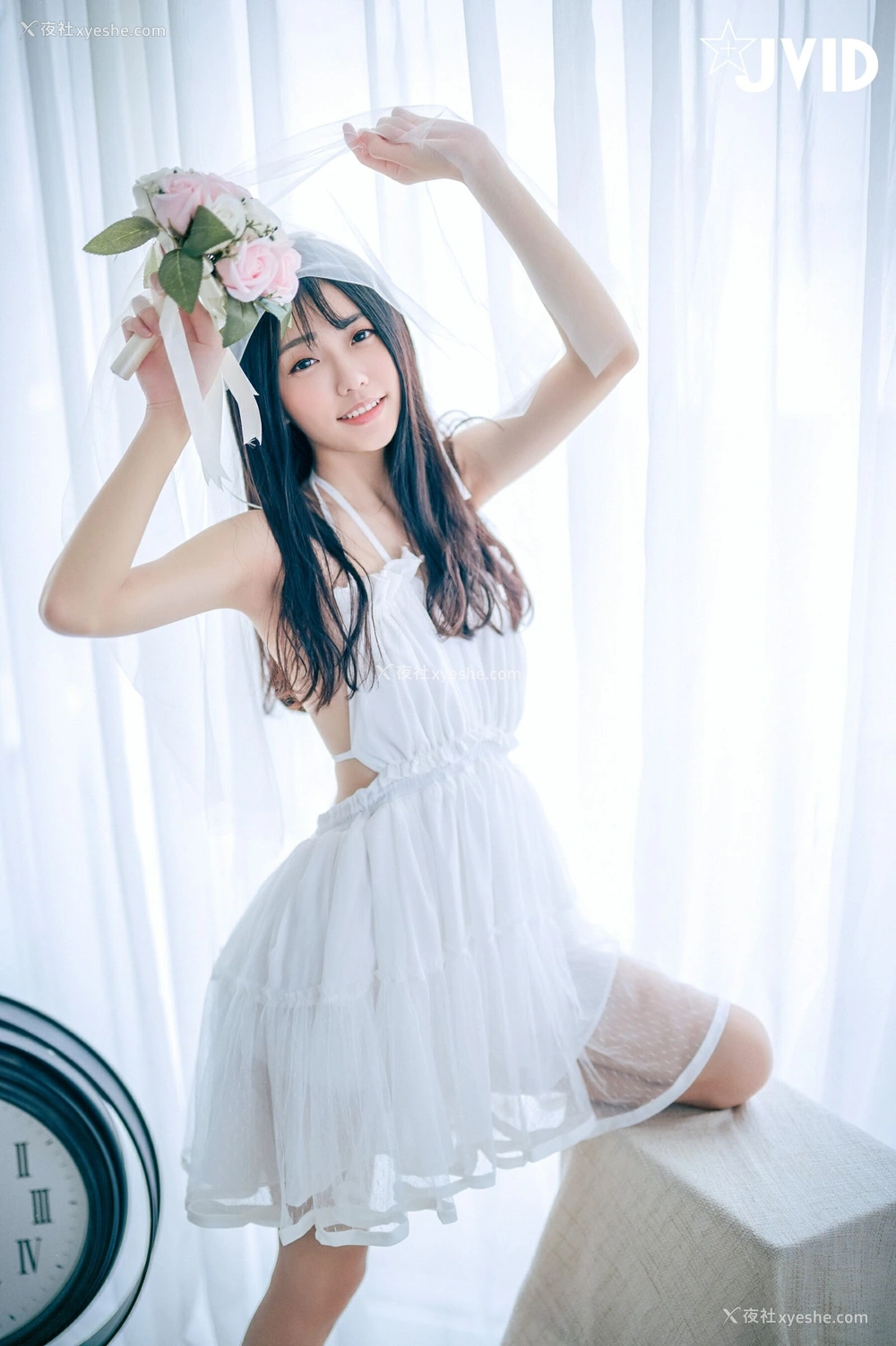 1P - 妍妍《纯白の花嫁》