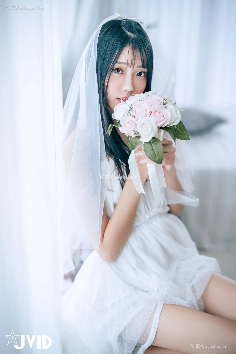 1P - 妍妍《纯白の花嫁》