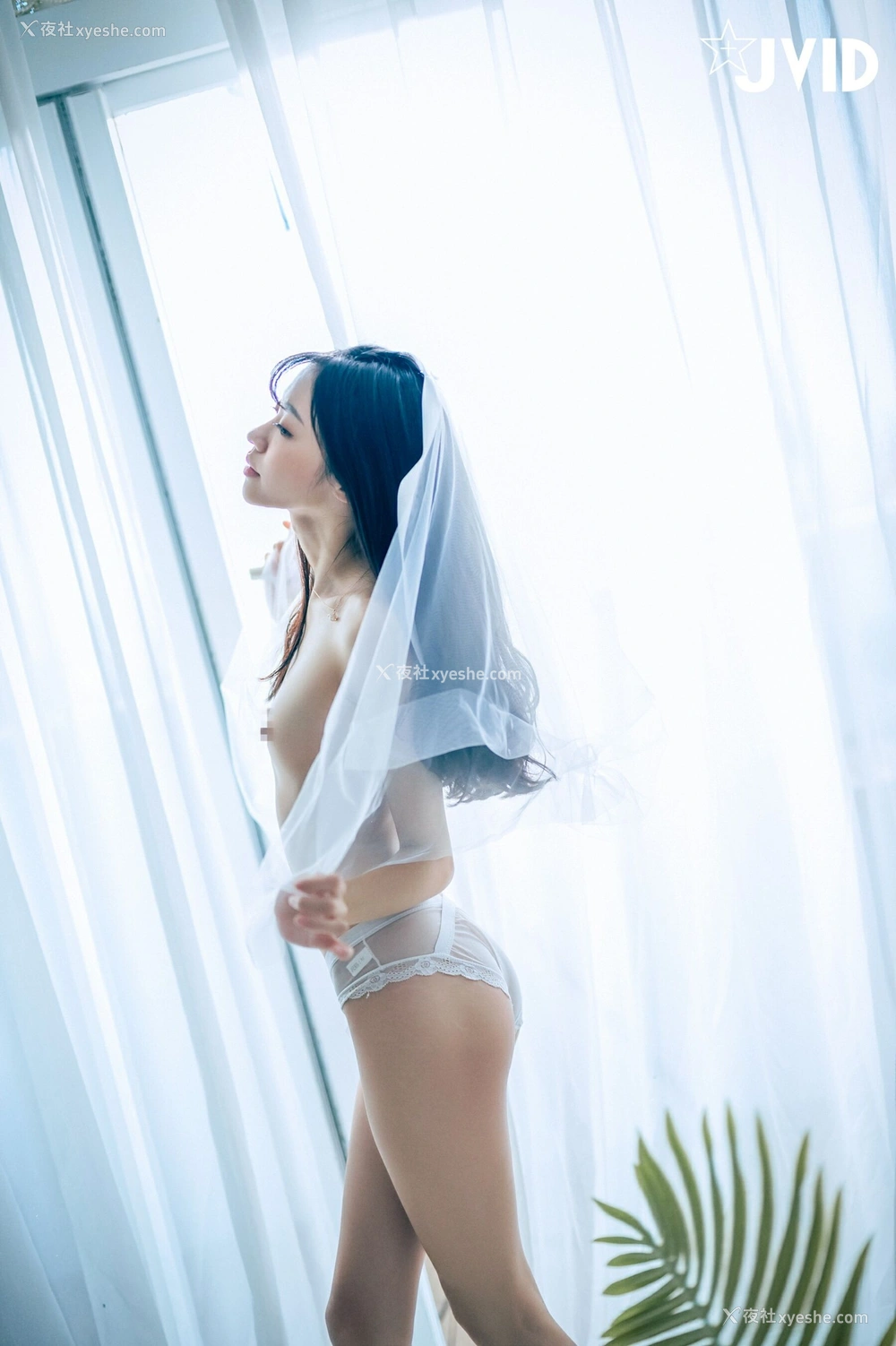 1P - 妍妍《纯白の花嫁》