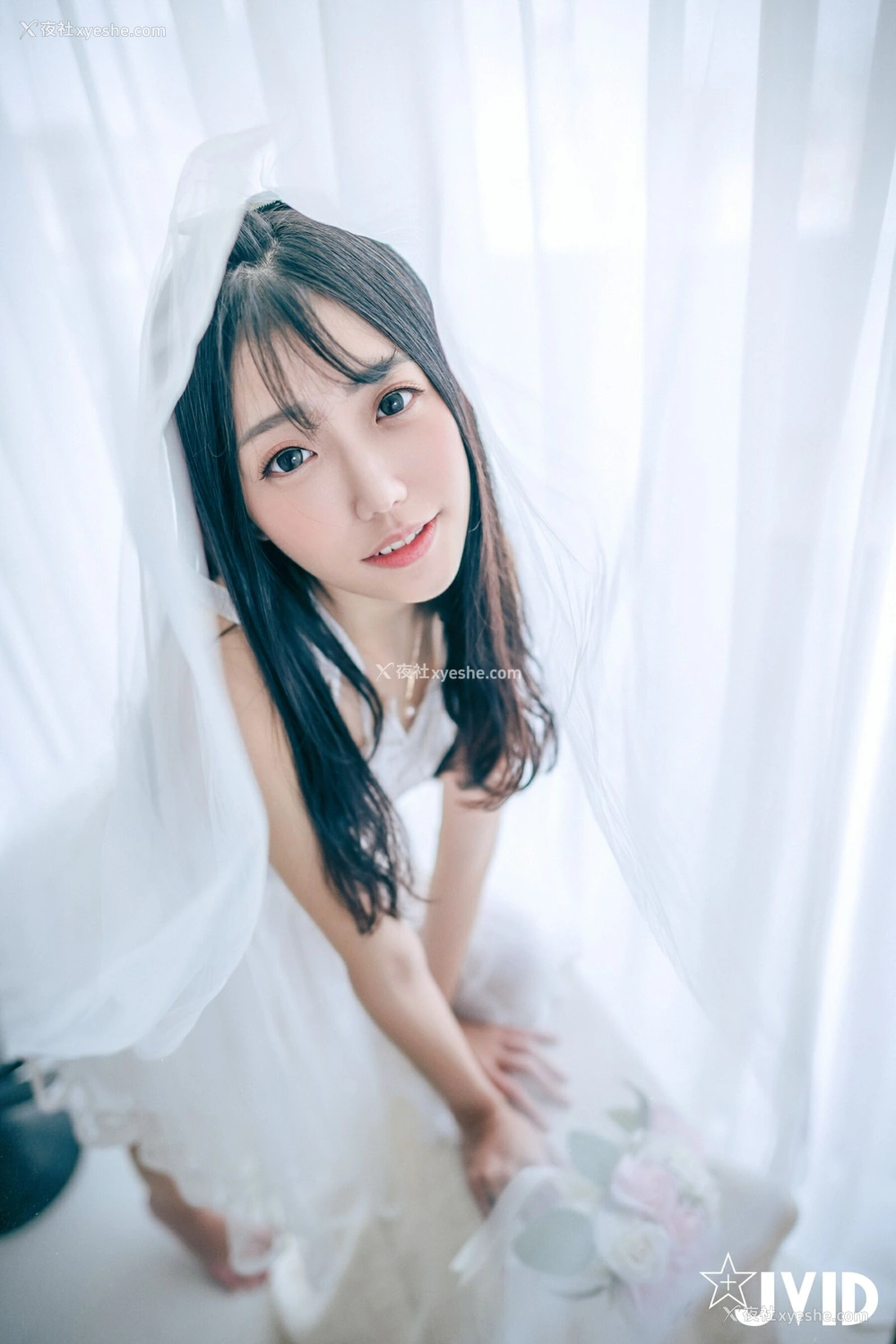1P - 妍妍《纯白の花嫁》