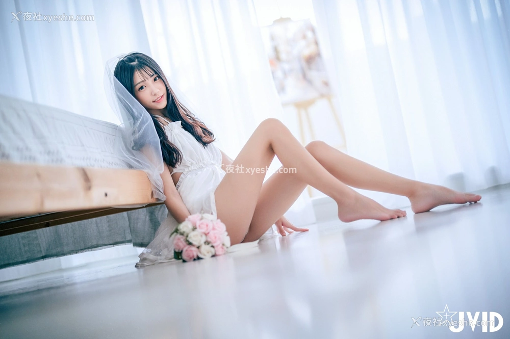 1P - 妍妍《纯白の花嫁》