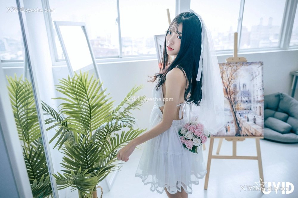 1P - 妍妍《纯白の花嫁》