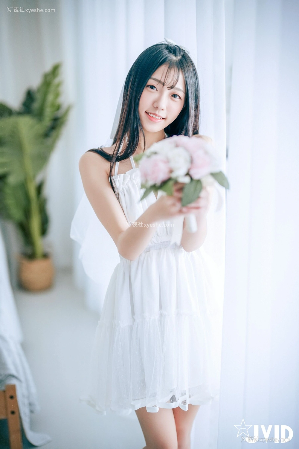 1P - 妍妍《纯白の花嫁》